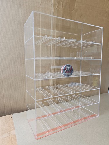 Shop counter display - counter, snus